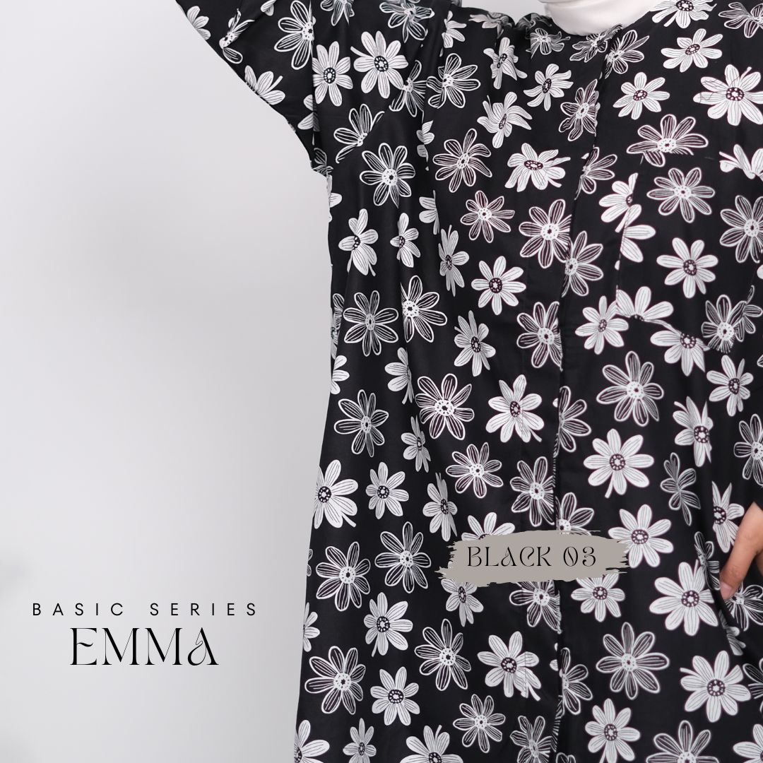 Emma Pocket Shirt (Monochrome Floral)